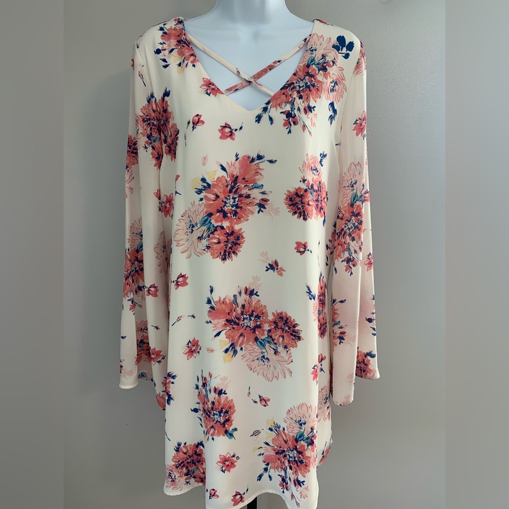 AUW Floral V-Neck Dress in Pink and Blue